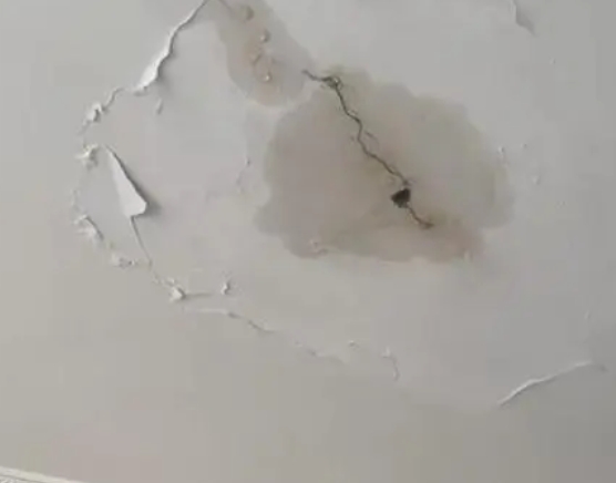 葫芦岛市阳台漏水维修公司分享下屋面防水工程质量问题原因分析